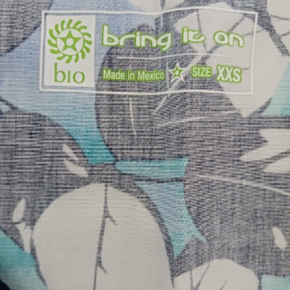 White Swan Bio Womens Scrub top Size XXS Leaf Reflections Cotton Flower Print - Picture 6 of 7